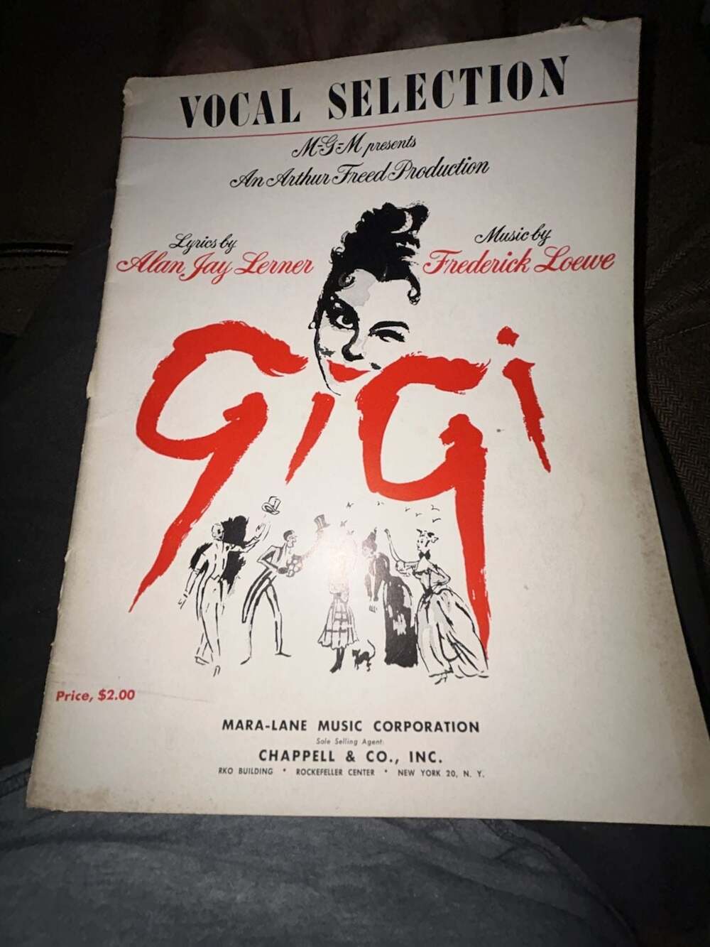 Gigi Vocal Selection Sheet Music Book by Alan Jay Lerner and Frederick Loewe